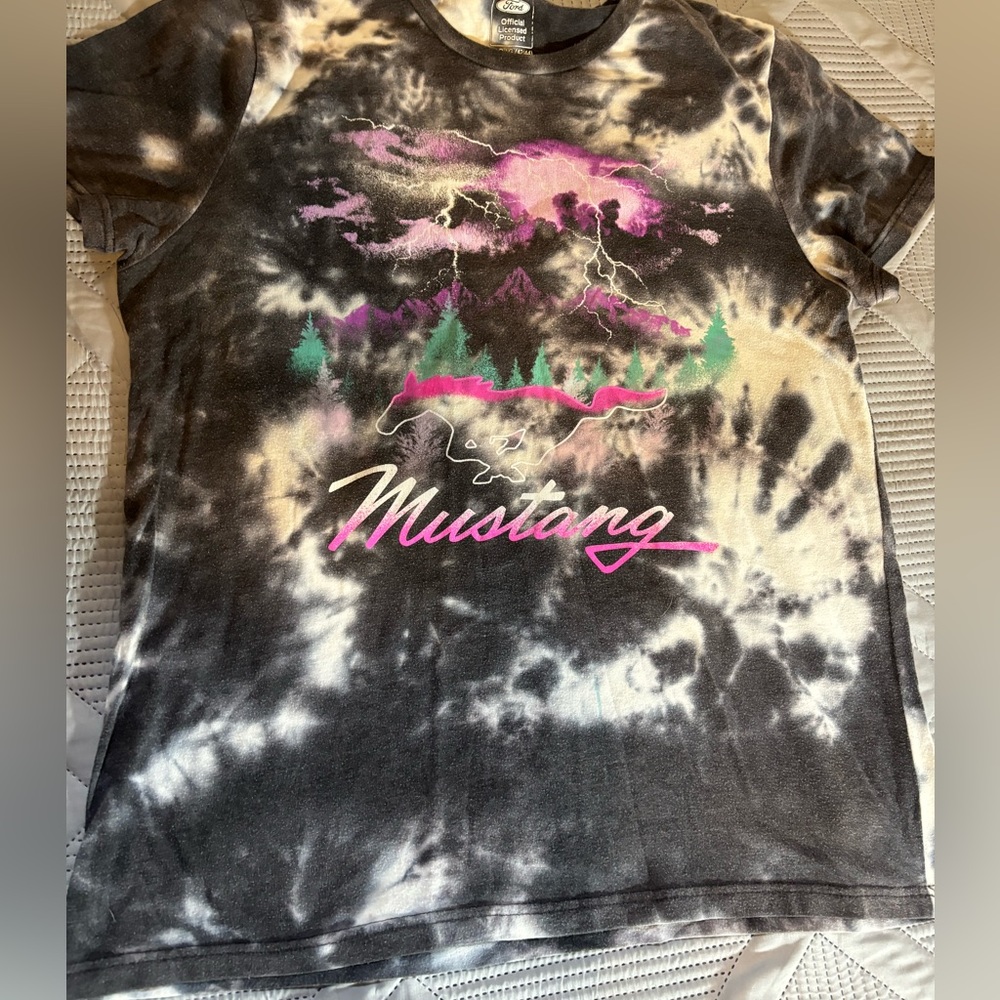 FORD MUSTANG COLLECTION USA OFFICIAL Licensed Product Size Large